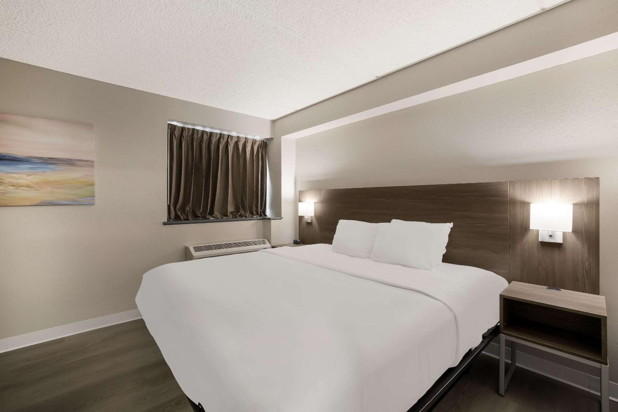 Suburban Studios Milwaukee Airport Εξωτερικό φωτογραφία