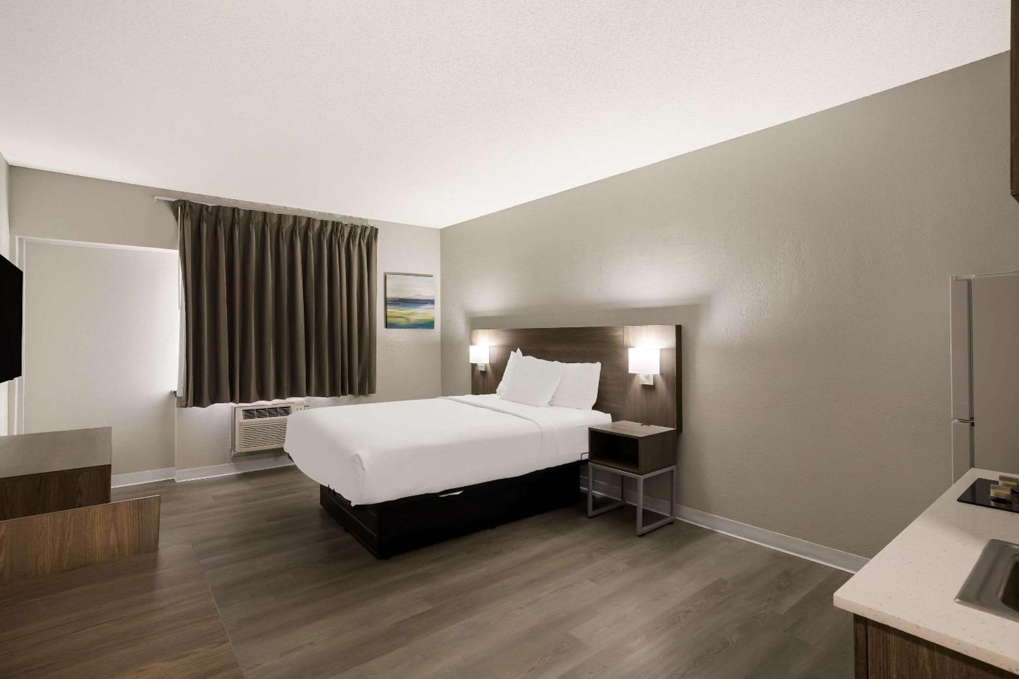 Suburban Studios Milwaukee Airport Εξωτερικό φωτογραφία